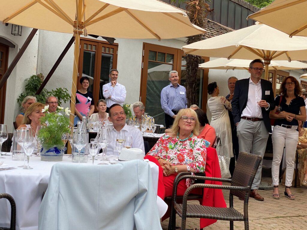 Senat der Wirtschaft beim Weinblütenfest