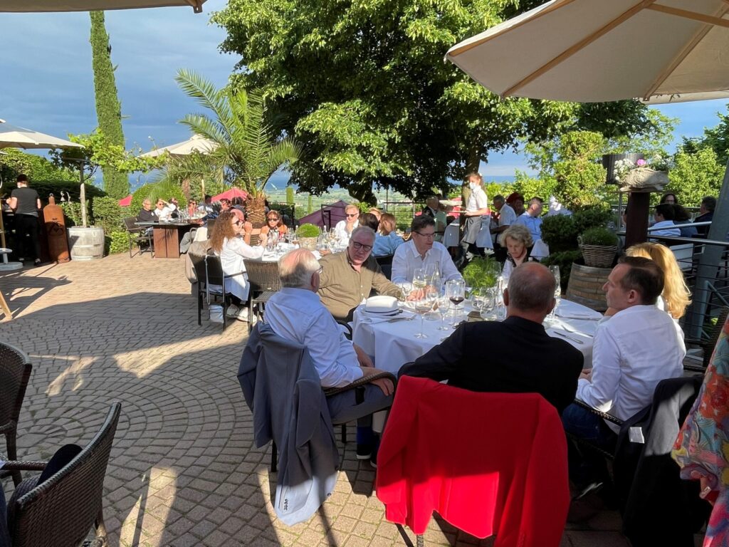 Senat der Wirtschaft beim Weinblütenfest